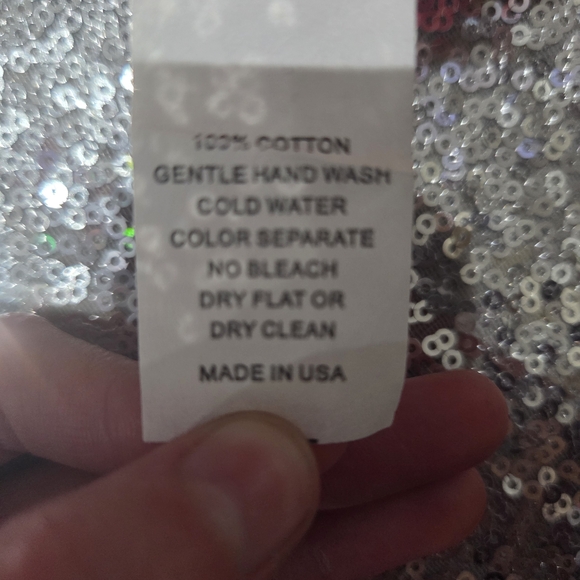 Colorful Geometric Button-Up Shirt - Picture 3 of 4